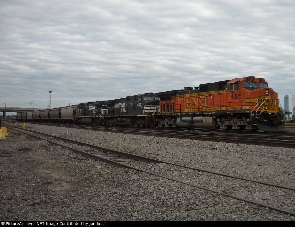 BNSF 4085 East